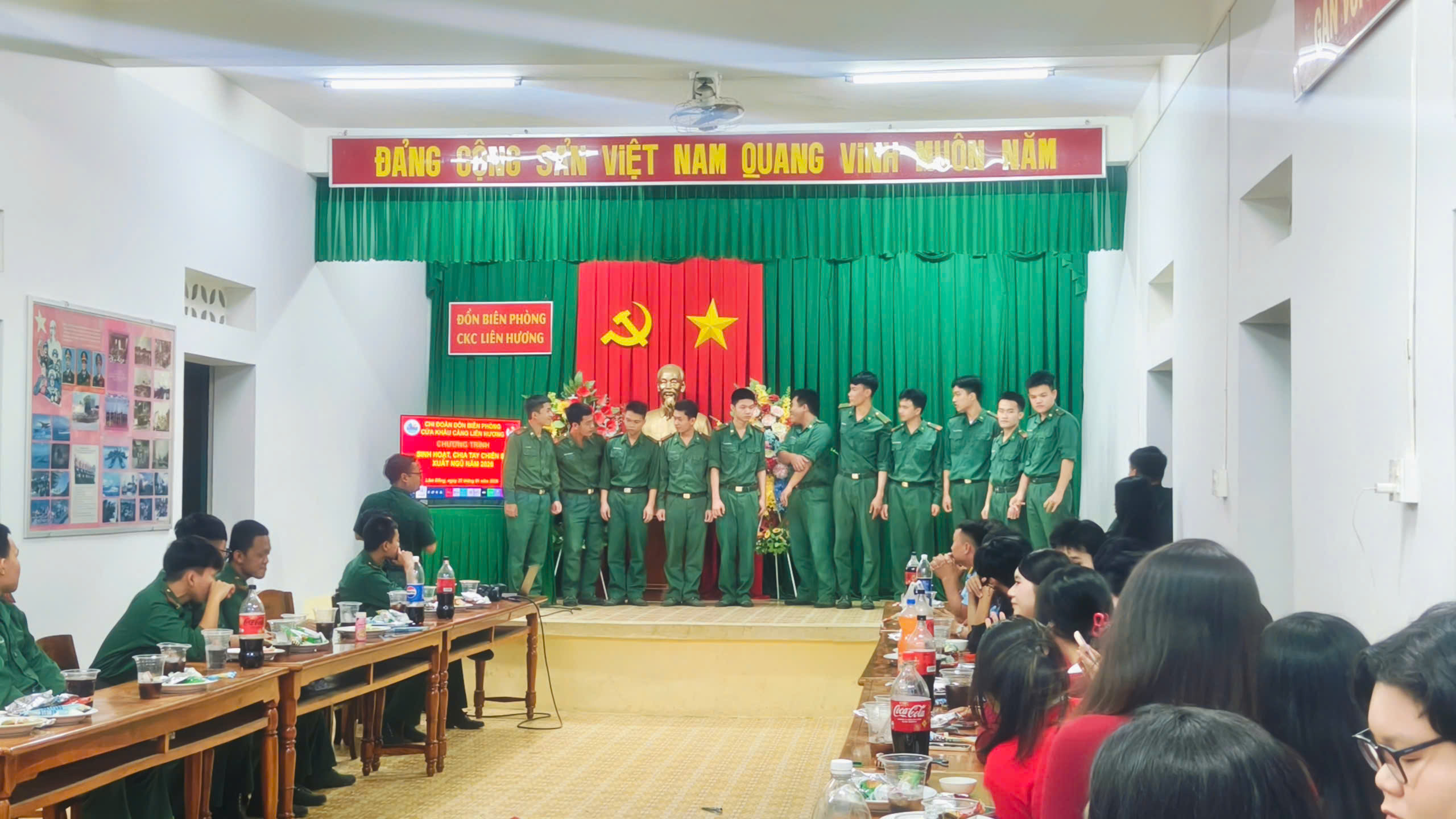 giao luu don bien phong THPT Tuy Phong 02